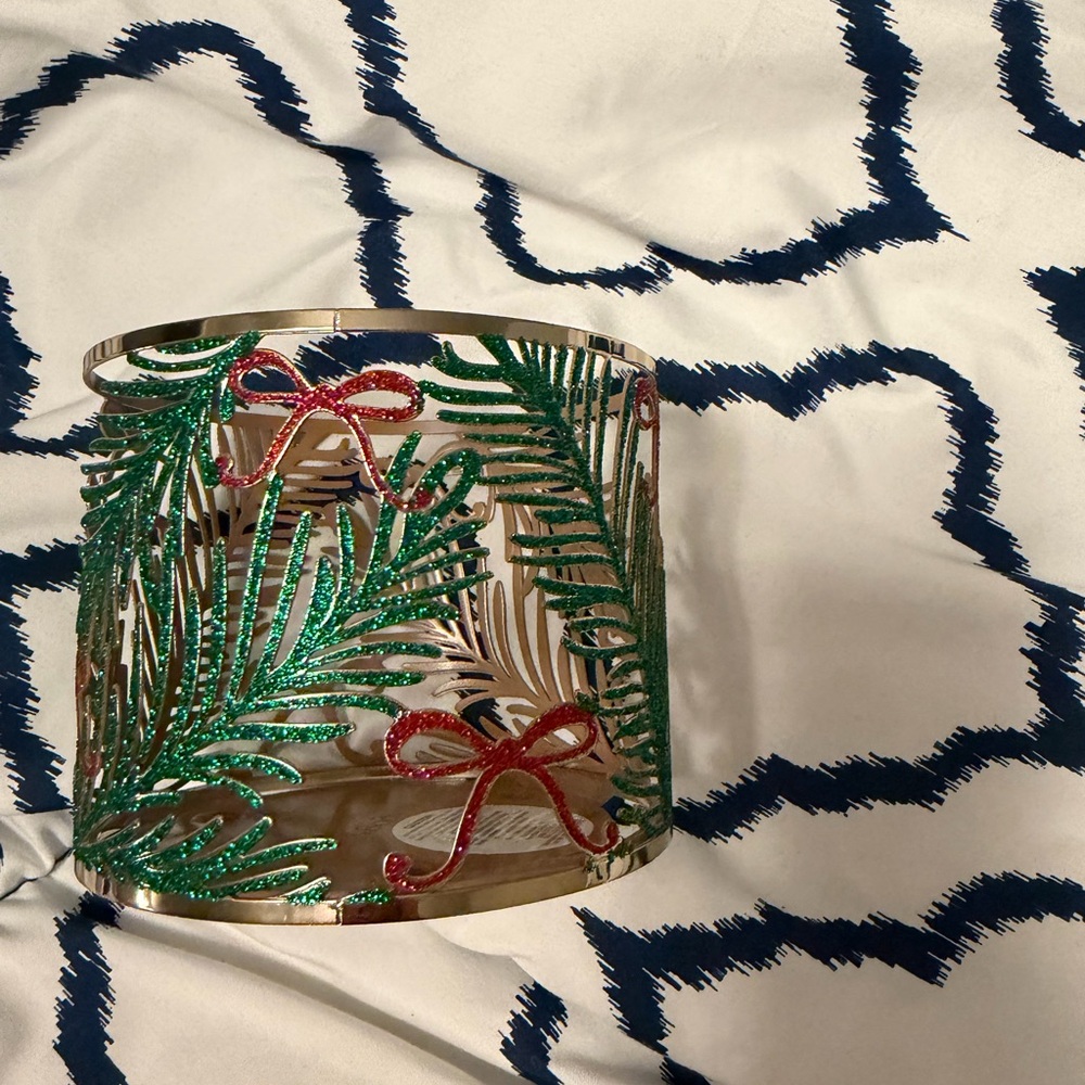 Bath&Body Works Red, Gold and Green Candle Holder